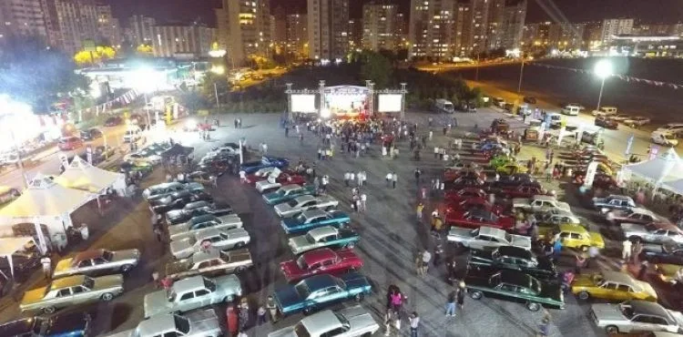 Klasik otomobil festivaline yoğun ilgi