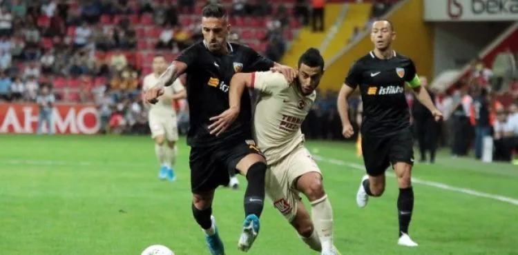 Galatasaray son dakikada puanı kaptı!