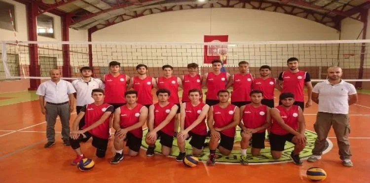 Melikgazi Belediyespor Voleybol Genç ve Yıldız Takımı Sezonu Açtı