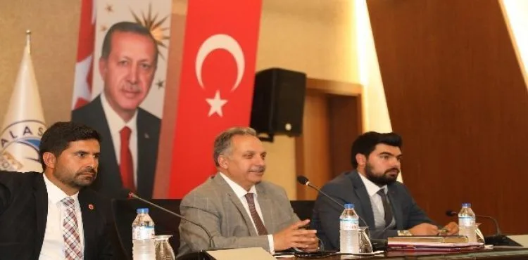 MHP'li Meclis Üyelerinden Başkan Yalçın'a Destek