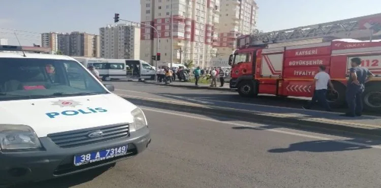 Kayseri'de işçi servisi kaza yaptı, çok sayıda yaralı var