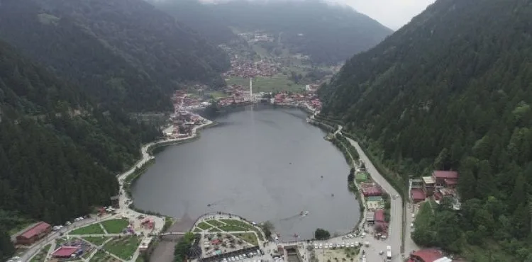 Uzungöl'de yıkımlar başlıyor