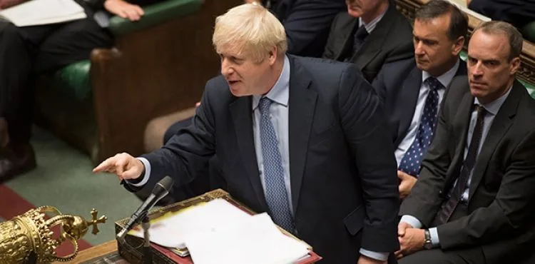 İngiltere Başbakanı Johnson'dan halka çağrı: 'Ben mi yoksa Jeremy Corbyn'i mi?'
