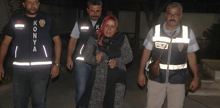 Kocasını keserle öldüren kadın aklına gelince, aynı şekilde kocasını öldürmüş