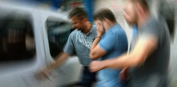 FETÖ'nün 'mahrem asker abilerine' operasyon: 53 gözaltı kararı