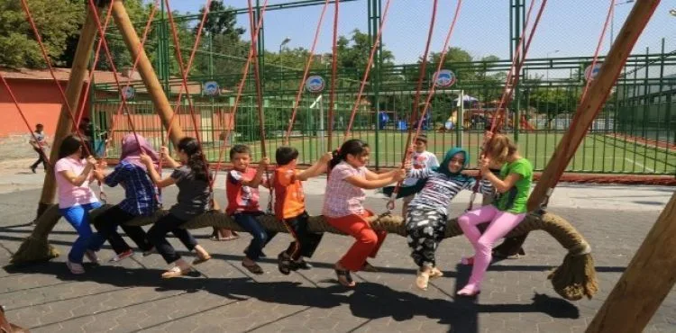 Melikgazi Belediyesi'nden her yaşa özel oyun grubu