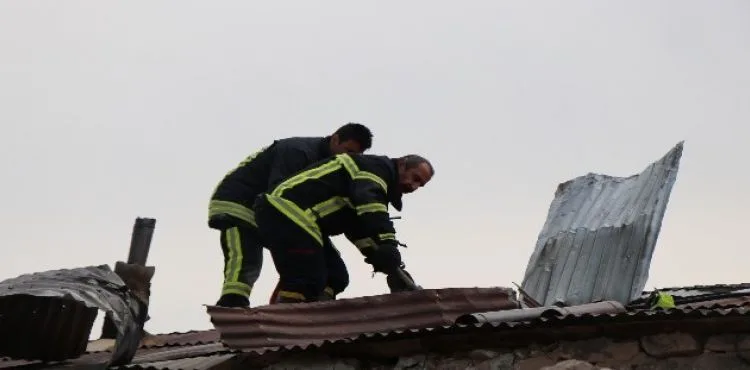 Müstakil evde çıkan yangın büyümeden söndürüldü
