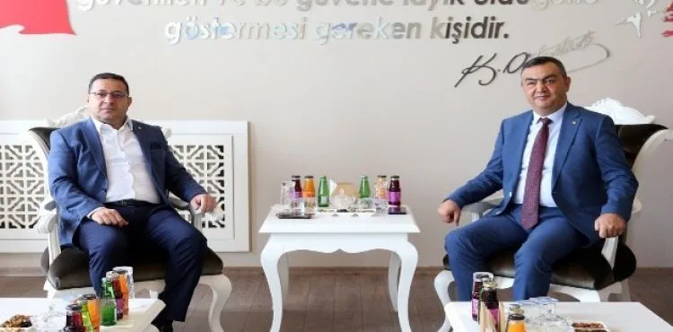 KAYSO Başkanı Büyüksimitci, Sivas Oda ve Borsa Ziyaretlerinde Bulundu