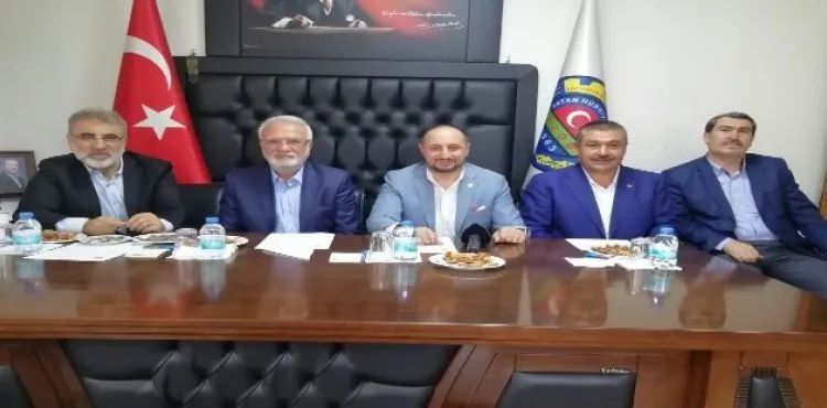 ”Tarımın sorunları belli ve biz hükümet nezdinde bu sorunları çözeceğiz”