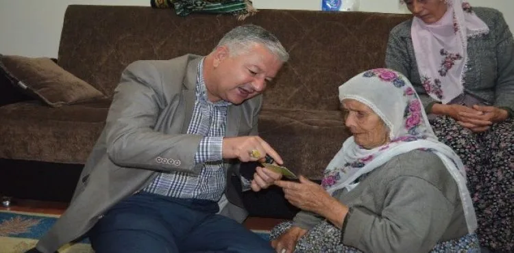 "Devletim geldi bak kurban olurum"