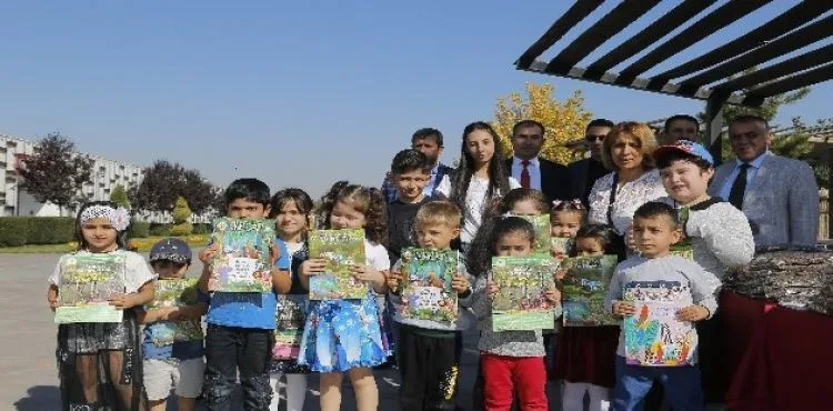 Büyükşehir çocukların hayvan sevgisini pekiştiriyor