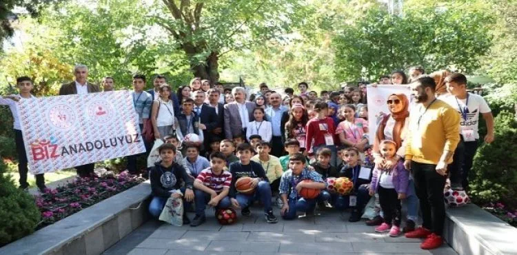 Biz Anadoluyuz Projesi kapsamında Batmanlı gençler Kayseri'ye geldi