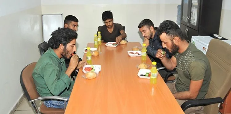 PKK/YPG'li 24 terörist güvenlik güçlerine teslim oldu!