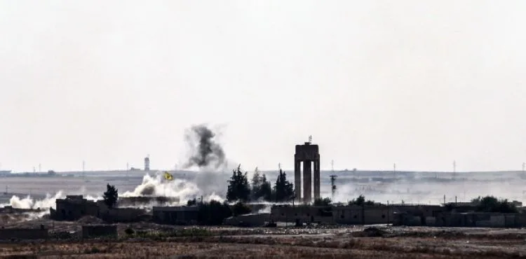 Telabyad'ın doğusundaki PKK/YPG'nin bez parçaları indirildi