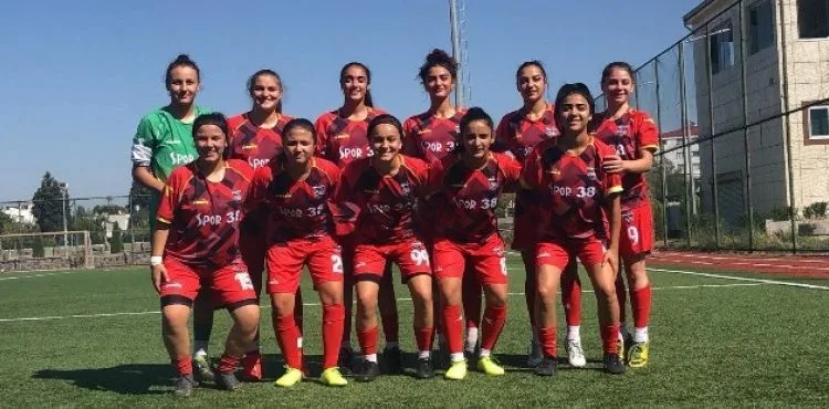 Kayseri Gençlerbirliği farklı kazandı