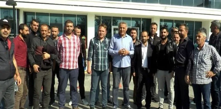 Bina görevlileri iş garantisi istiyor