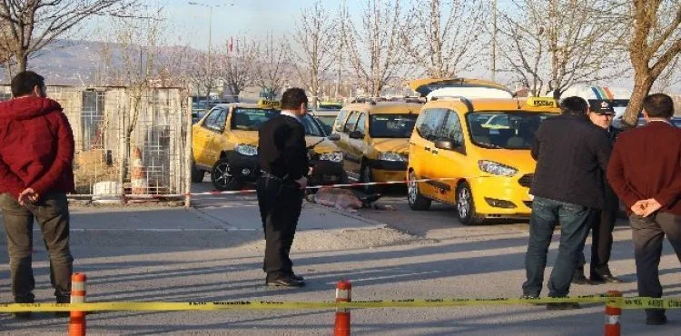 Babasını öldüren sanığa kardeşinden “İnşallah içeride geberirsin” tepkisi