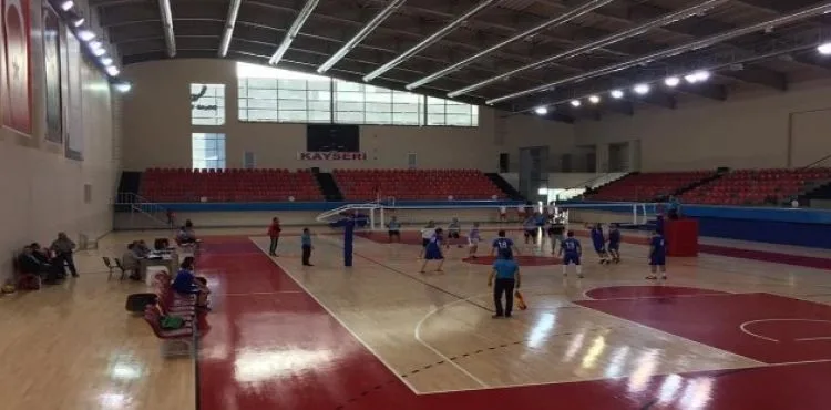 Türkiye Öğretmenler Kupası Voleybol Müsabakalar Kayseri'de Start Aldı