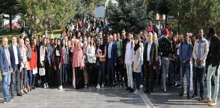 ERÜ'de Uluslararası Öğrenciler Tanışma ve Bilgilendirme Toplantısı Düzenlendi