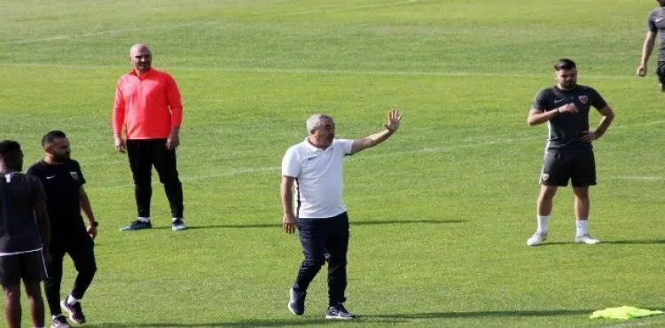 Kayserispor'da Samet Aybaba ile yollar ayrıldı