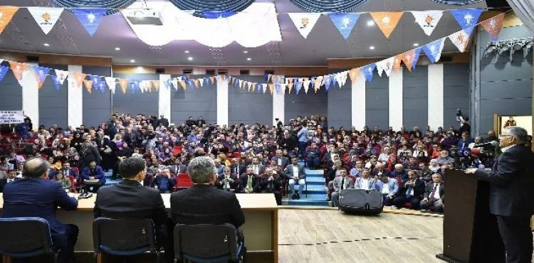 Başkan Büyükkılıç, "Güneş balçıkla sıvanmaz"
