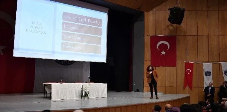 Başkan Büyükkılıç, Disleksi Farkındalık Haftası nedeniyle düzenlenen seminere katıldı