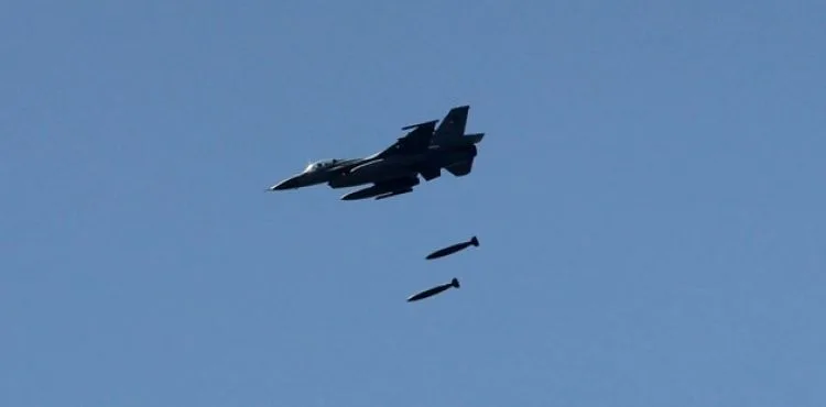 ABD F-16'sı yanlışlıkla bomba bıraktı