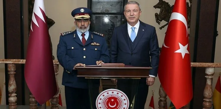 Bakan Akar, Katar Genelkurmay Başkanı Al-Ghanim ile bir araya geldi