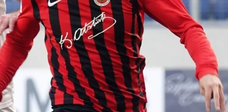 Kayserisporlu Emre Demir tarihe geçti