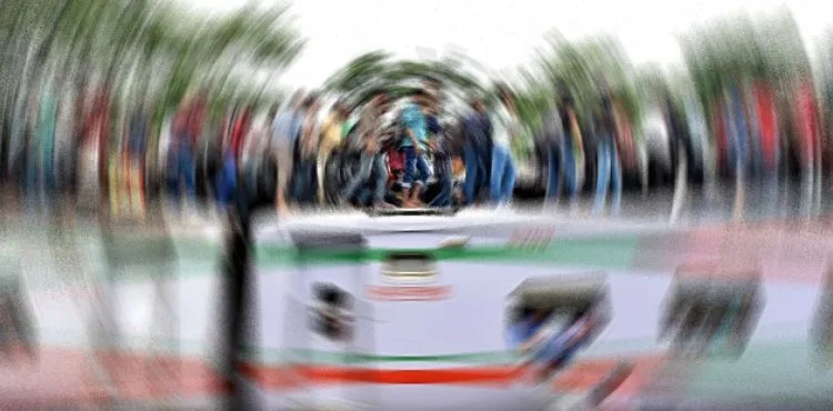 Bangladeş'te iki tren çarpıştı: 16 ölü, 48 yaralı