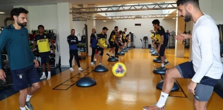 Fenerbahçe eksik çalıştı