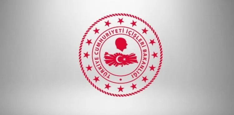 İçişleri Bakanlığı: 1 İngiliz ve 7 Alman uyruklu DEAŞ'lının sınır dışı işlemleri gerçekleştiriliyor.