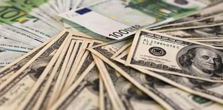 Serbest piyasada döviz fiyatları