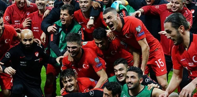 9 futbolcu A Milli Takım kadrosundan çıkarıldı