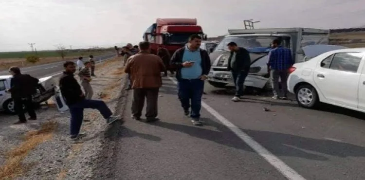 Kayseri'de zincirleme trafik kazası