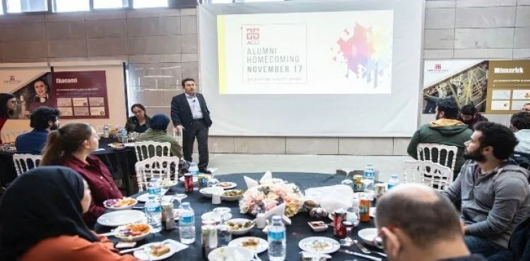AGÜ'de Mezunlar Buluşması
