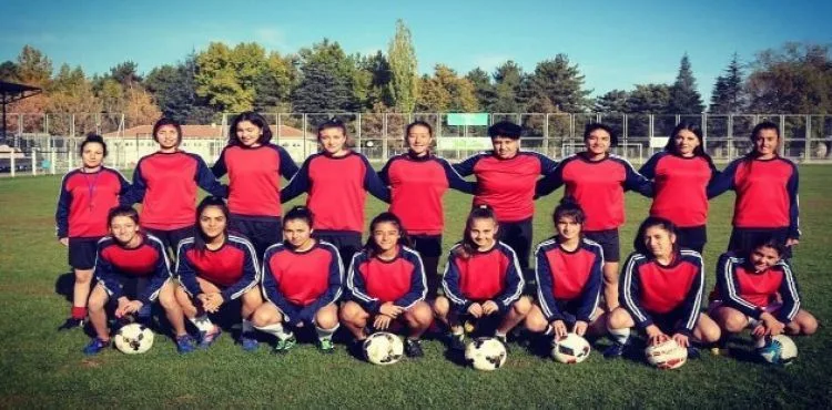 Kadınlar 3 Futbol Ligi 8. Grup zirvesine Kayseri damgası