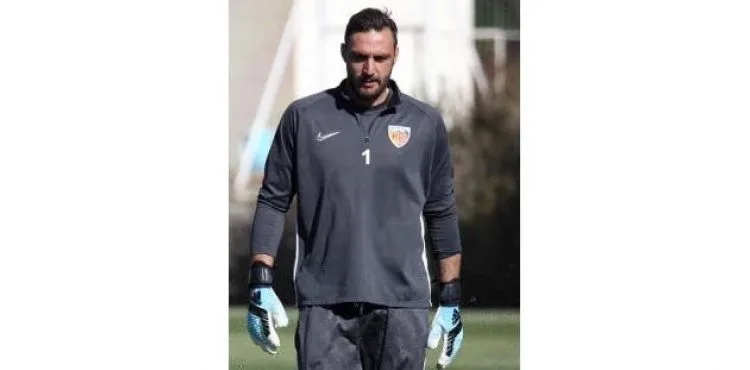 Kaleci Hakan Arıkan'dan klas gol