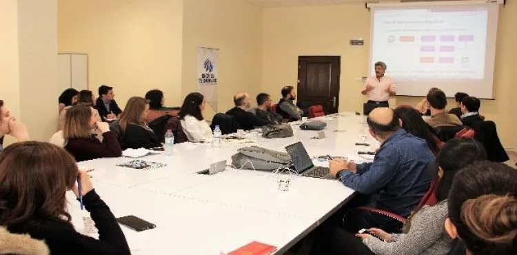 Erciyes Teknoloji Transfer Ofisi Akademisyenler İçin ARDEB Proje Önerisi Yazma Eğitimleri Düzenleyecek