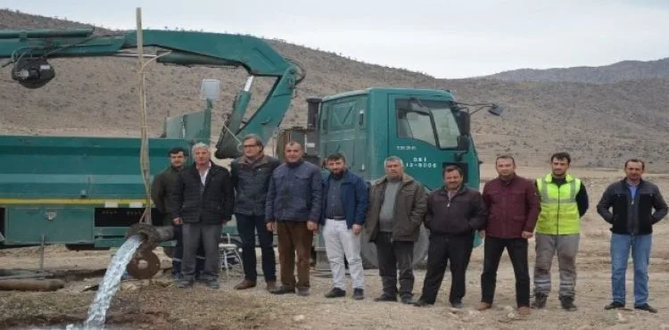 Kurak Topraklar Suyla Buluştu