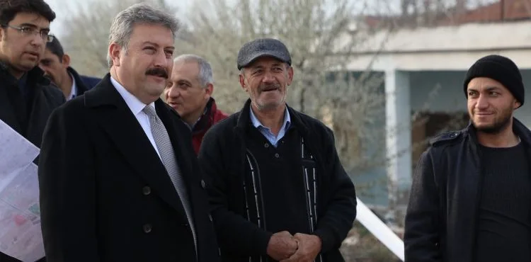 YENİ BAĞLANTI YOLUNUN ÇALIŞMALARI SÜRÜYOR