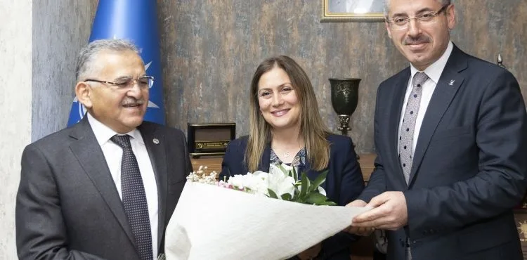 BAŞKAN BÜYÜKKILIÇ’TAN ÇİFTE KUTLAMA