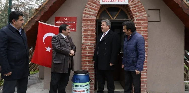MELİKGAZİ’DE GERİ DÖNÜŞÜM DEVAM EDİYOR