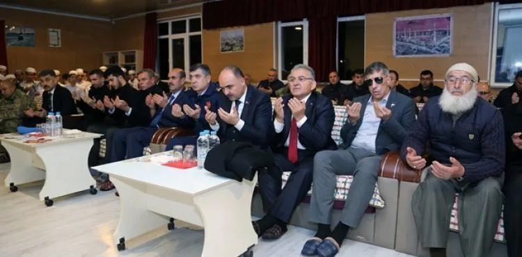 17 Aralık Şehitlerimiz İçin Mevlit Okutuldu