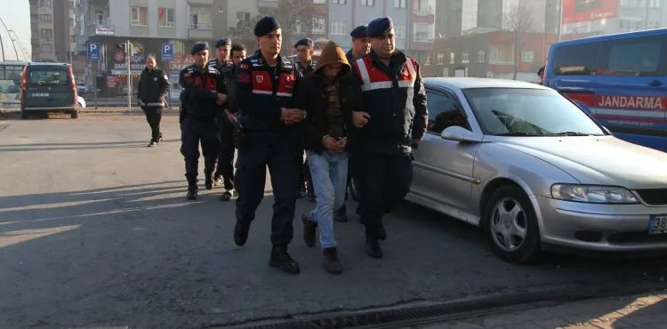 KAYSERİ’DE 5 DEAŞ’LI YAKALANDI