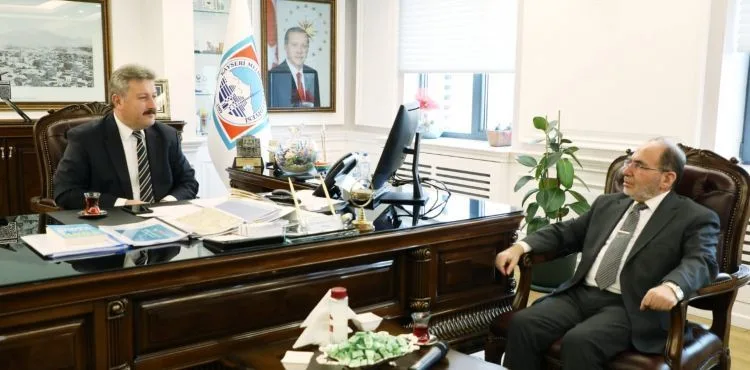İLÇE MÜFTÜSÜ POLAT’TAN VEDA ZİYARETİ