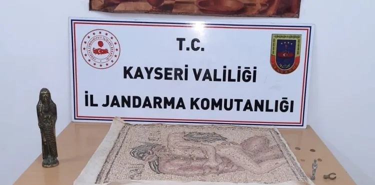 Kayseri’de tarihi tablo ele geçirildi