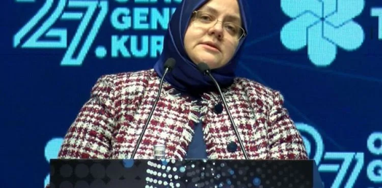 Bakan Selçuk: Gelecek sene iki taraf asgari ücrette anlaşacak