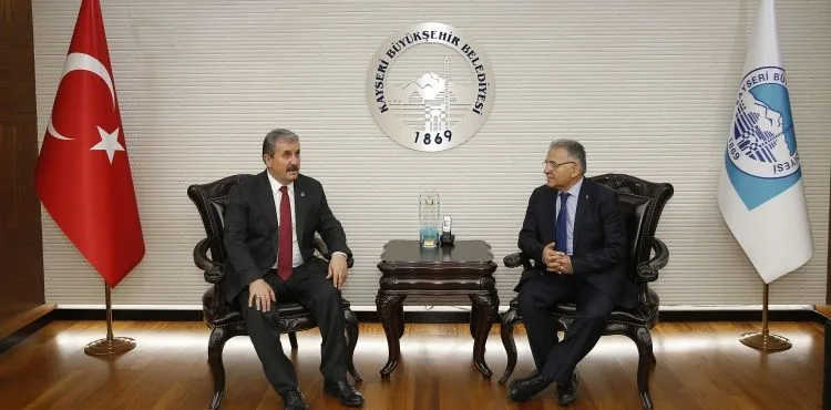 BBP Genel Başkanı Mustafa Destici, Başkan Memduh Büyükkılıç’ı ziyaret etti