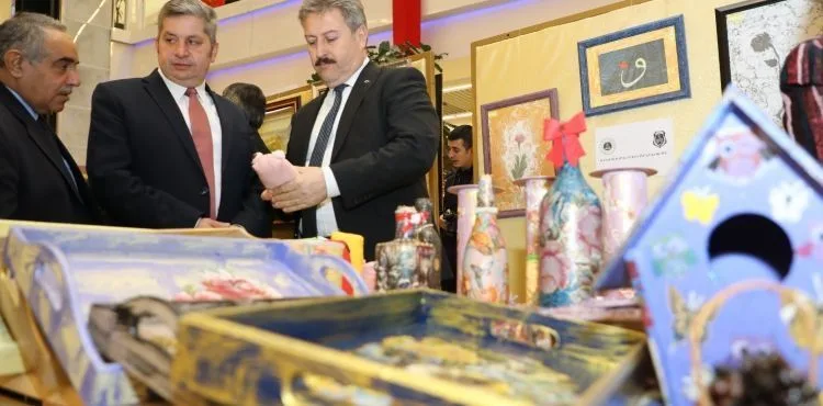 BAŞKAN PALANCIOĞLU, EL SANATLARI SERGİSİNİ GEZDİ